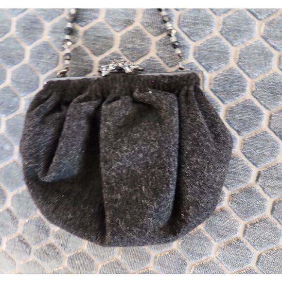 Chic Black Floral Embellished Clutch - Picture 7 of 7